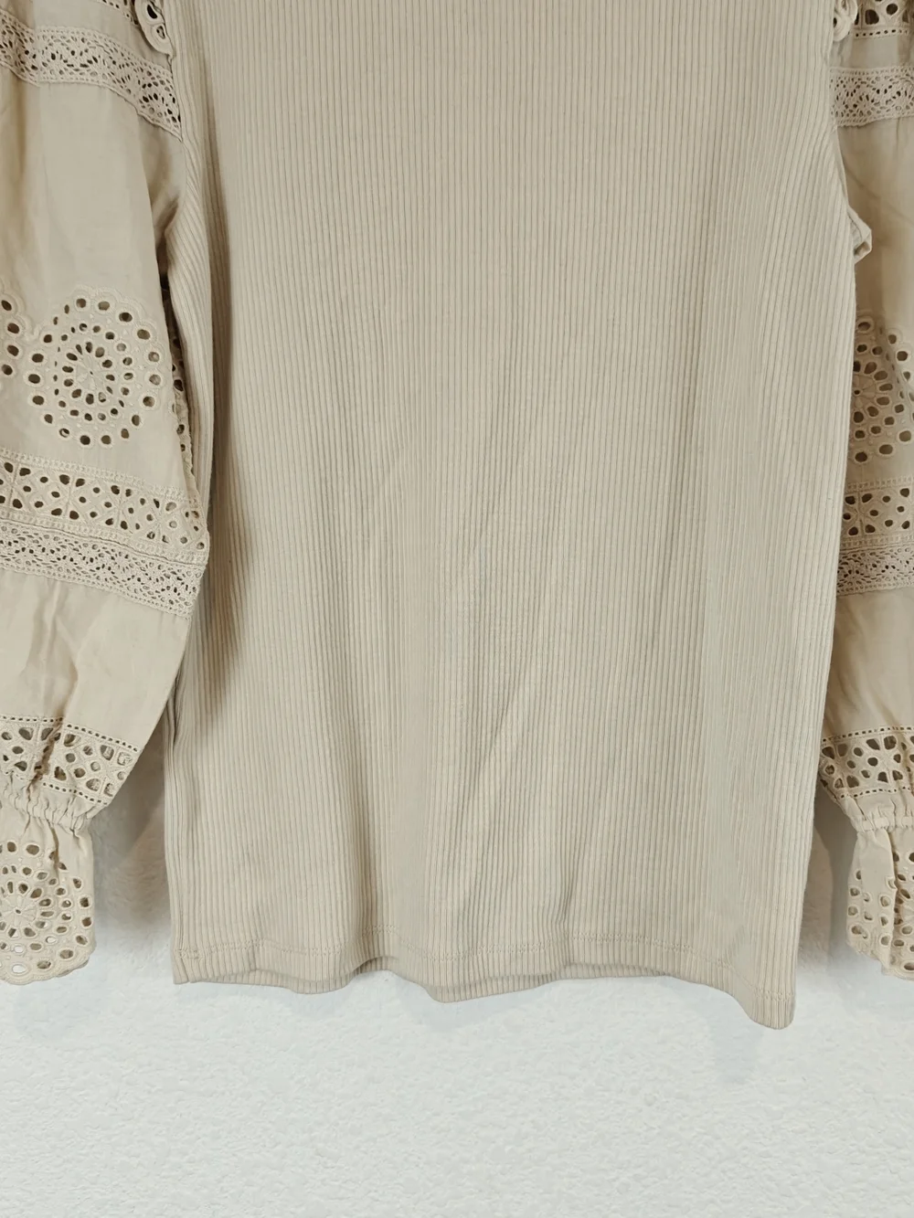 J.Crew Nwot Vintage Rib Ruffle‑Trim Eyelet Long Sleeve Top — Beige, Size S